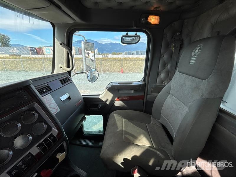 Kenworth T800 6x4 S/A Dump Truck Kipper