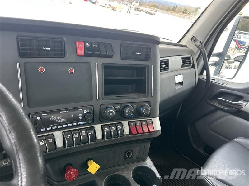 Kenworth T880 Lastbiler med tip