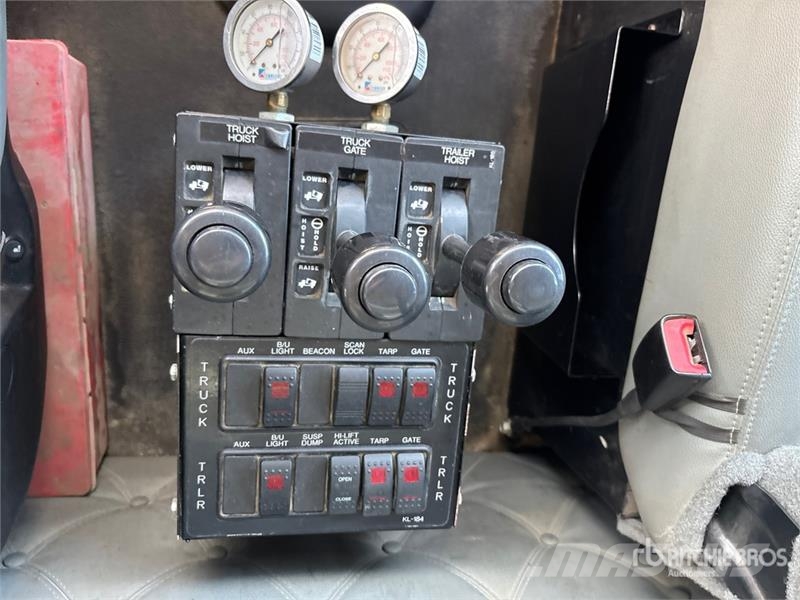 Kenworth T880 شاحنات قلابة