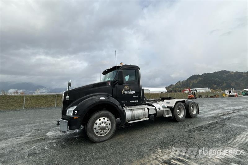 Kenworth T880 Sadulveokid