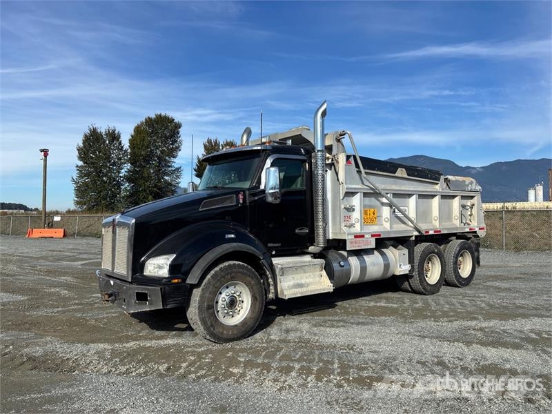 Kenworth T880 شاحنات قلابة