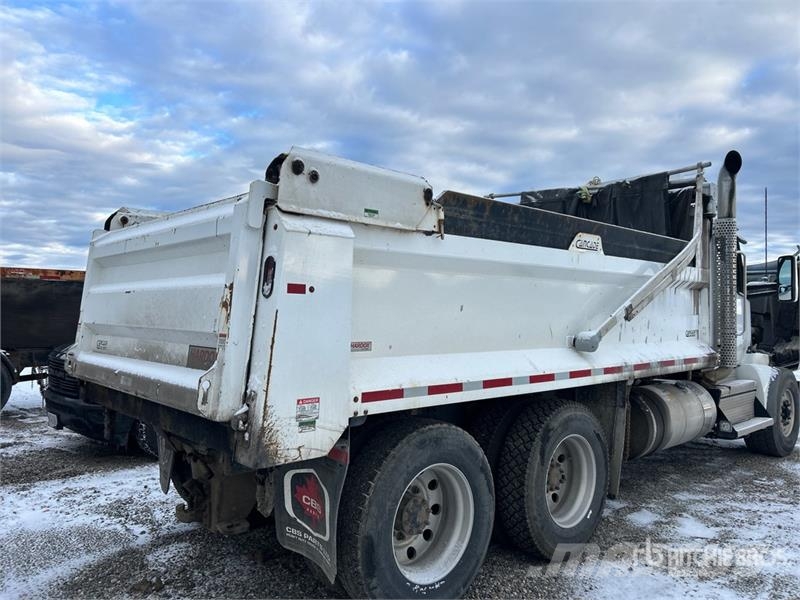 Kenworth T880 Lastbiler med tip
