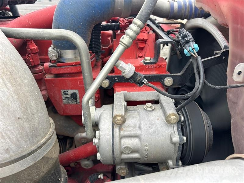 Kenworth T880 Tractor Units