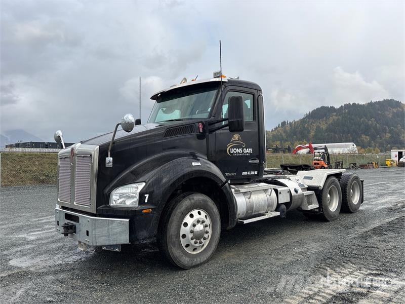 Kenworth T880 Sadulveokid