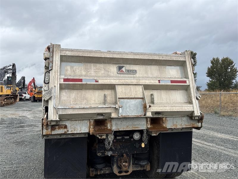 Kenworth T880 Savivarčių priekabų vilkikai