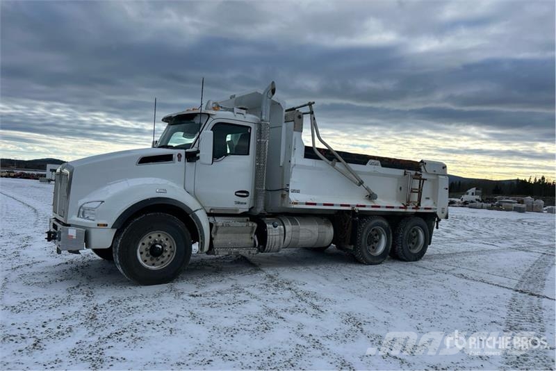 Kenworth T880 Lastbiler med tip