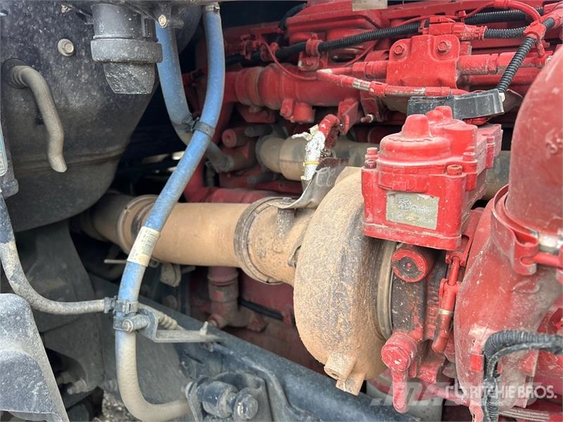 Kenworth T880 Tractor Units