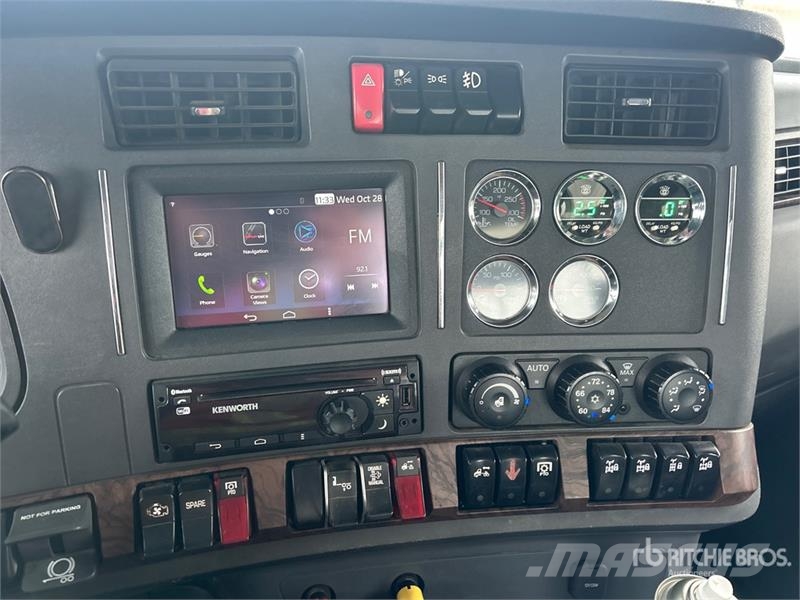 Kenworth T880 Tractor Units