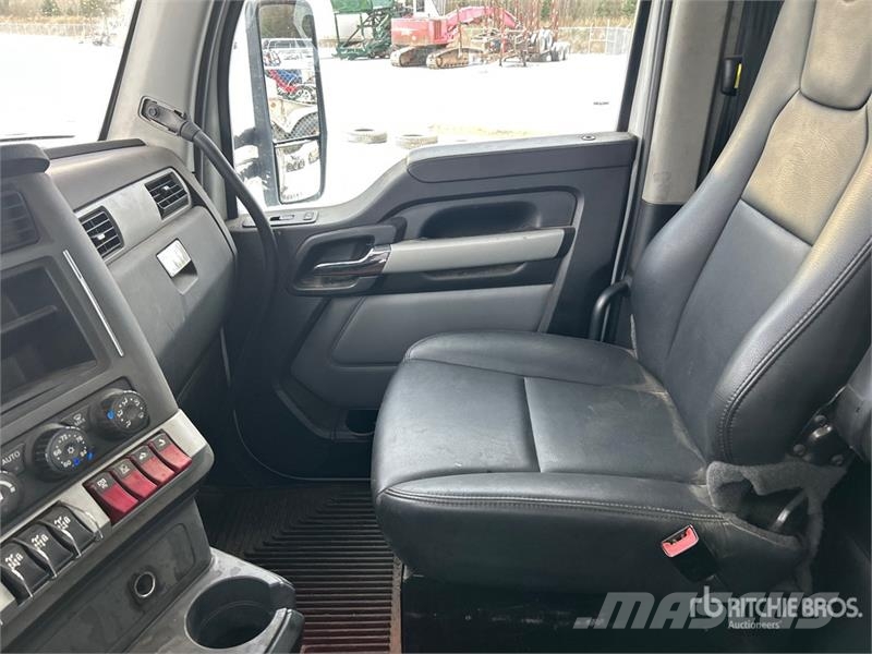 Kenworth T880 Lastbiler med tip