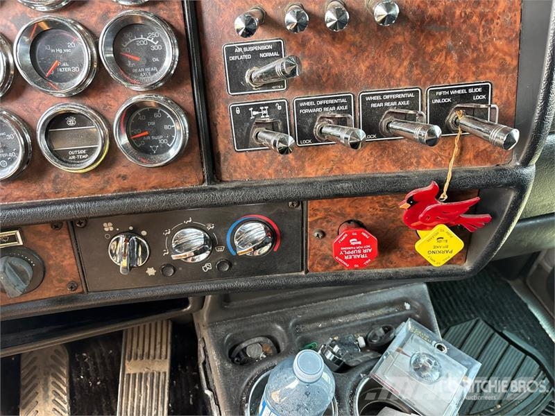 Kenworth W900 Motrici e Trattori Stradali