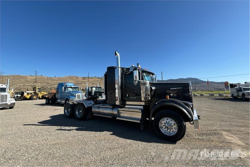 Kenworth W900 Tractor Units