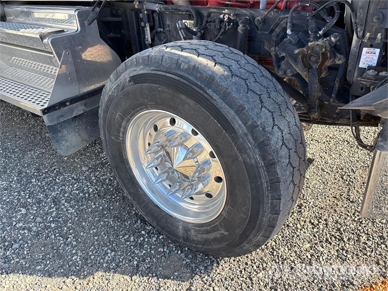 Kenworth W900 Tractor Units