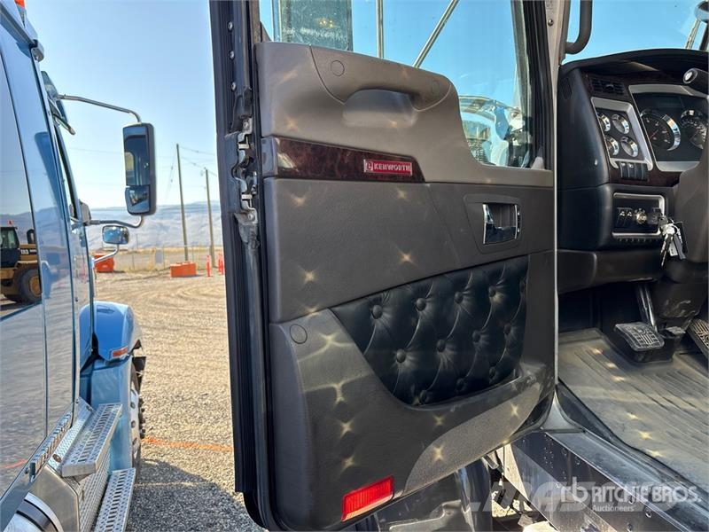 Kenworth W900 Tractor Units
