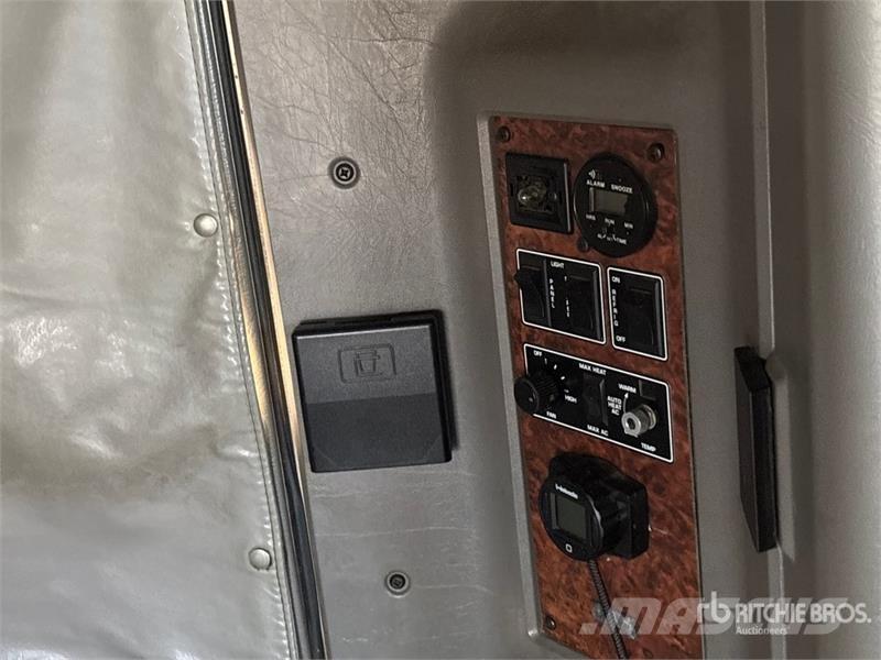 Kenworth W900 Motrici e Trattori Stradali