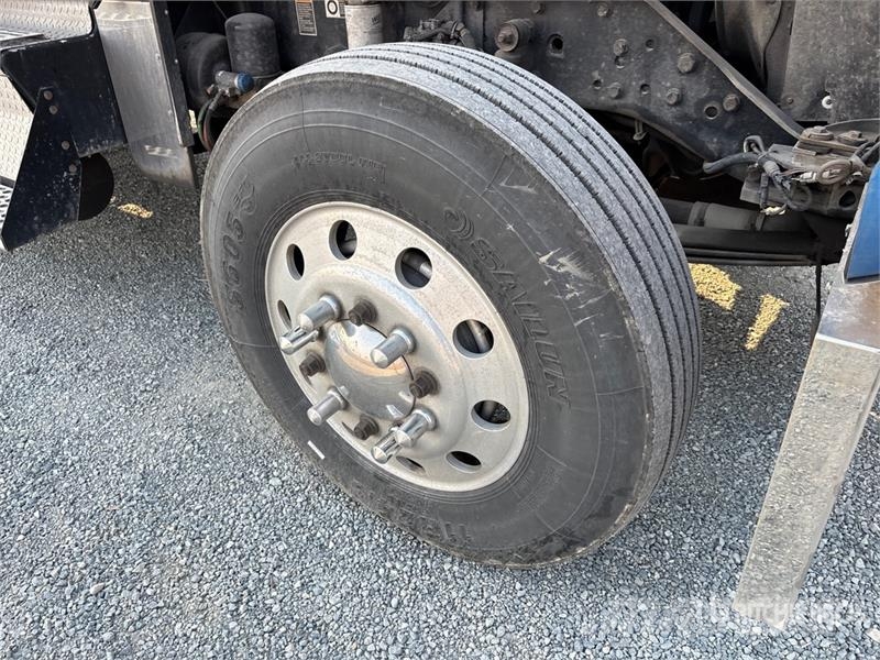 Kenworth W900 Motrici e Trattori Stradali