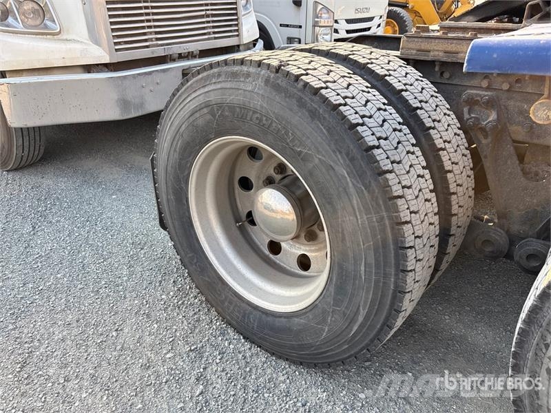Kenworth W900 Motrici e Trattori Stradali