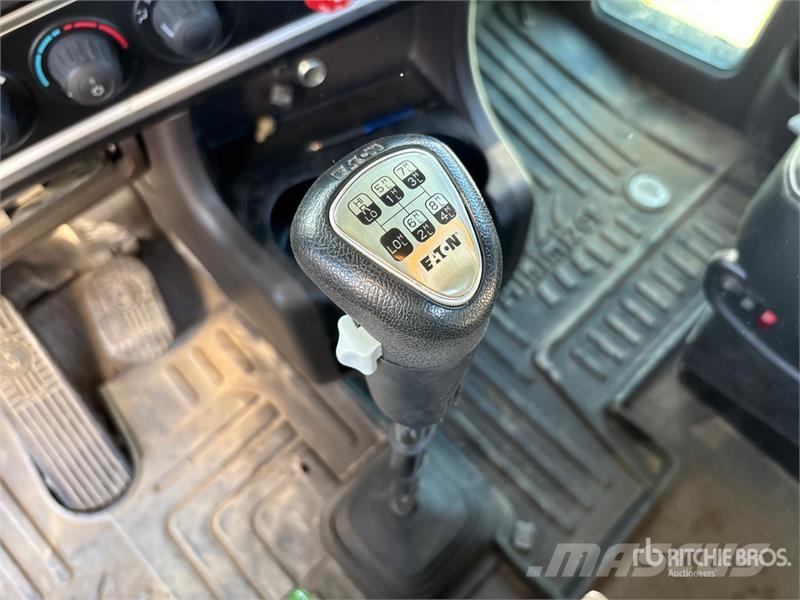 Kenworth W900 Tractor Units