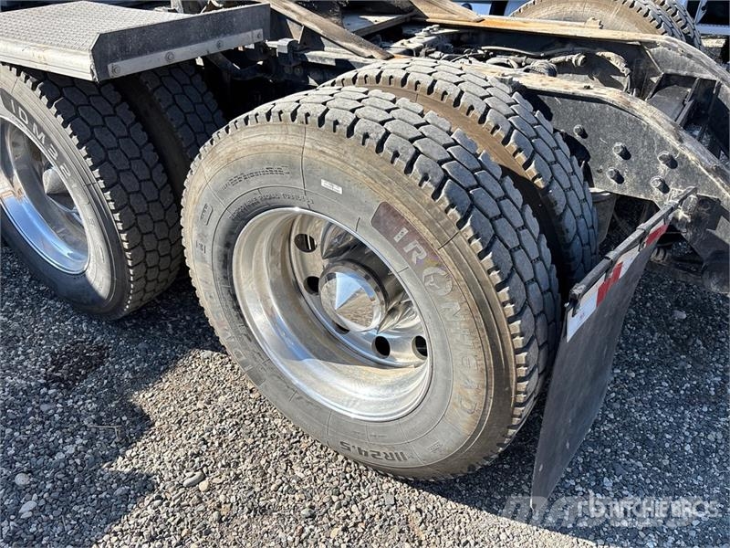Kenworth W900 Tractor Units