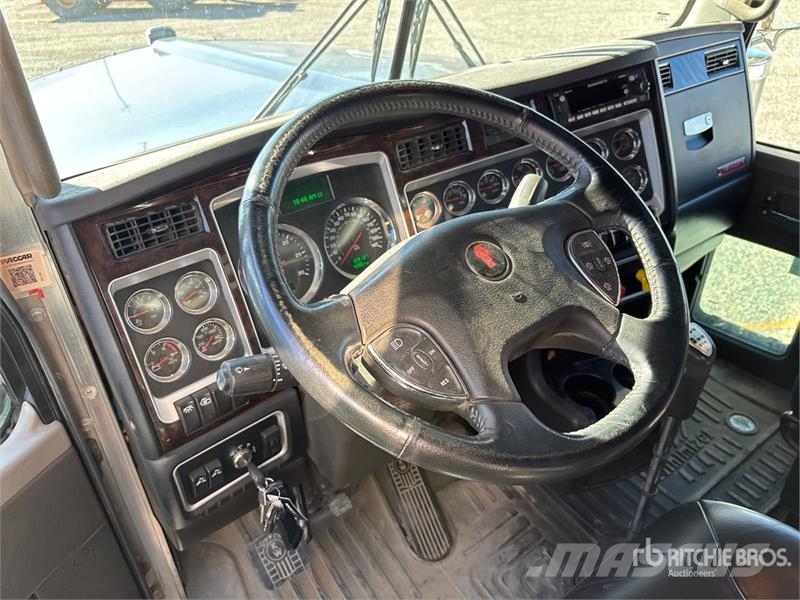 Kenworth W900 Tractor Units