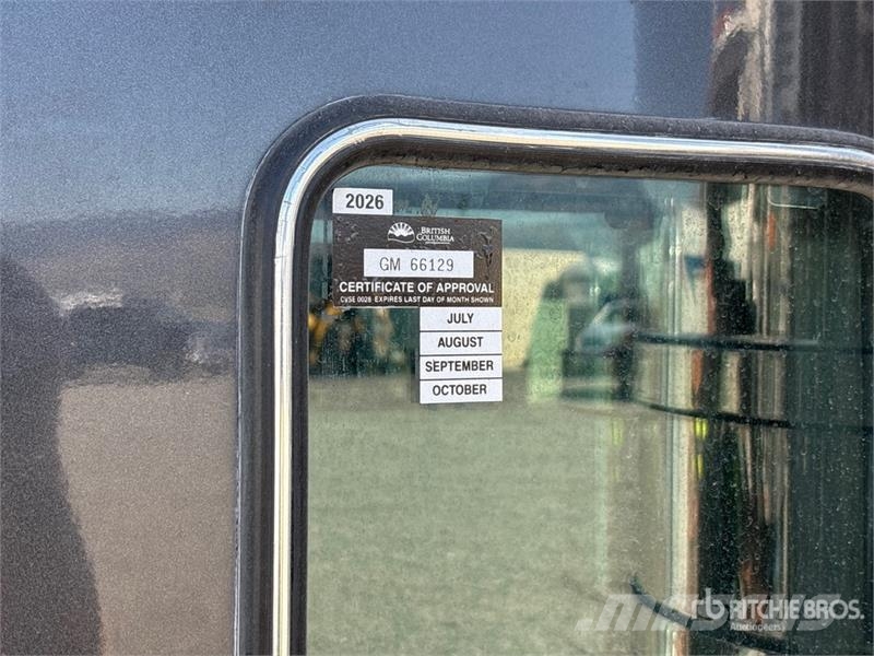 Kenworth W900 Tractor Units