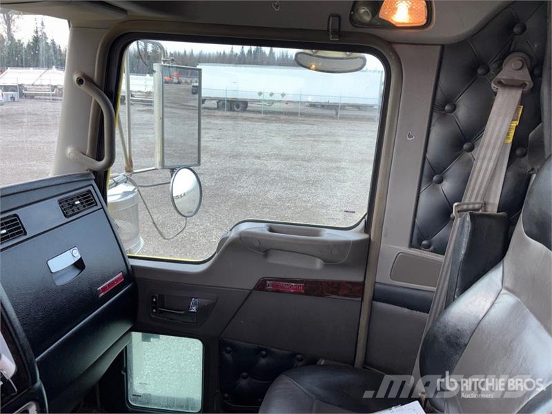 Kenworth W900 Sattelzugmaschinen