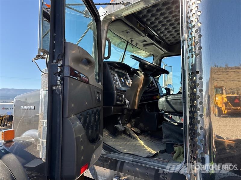 Kenworth W900 Tractor Units