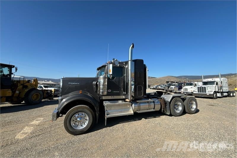 Kenworth W900 Tractor Units