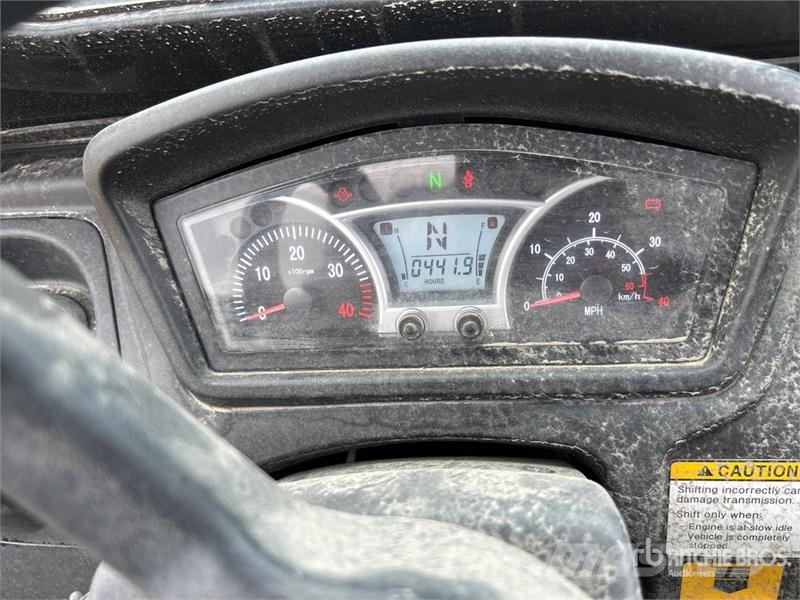 Kioti K9 2400GW 4x4 Utility Vehicle Pomoćne mašine