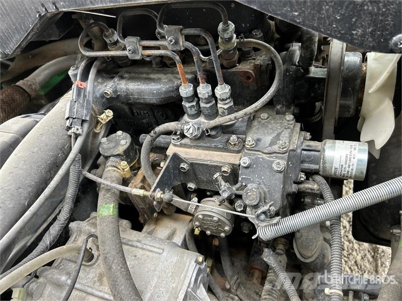 Kioti K9 2400GW 4x4 Utility Vehicle Pomoćne mašine