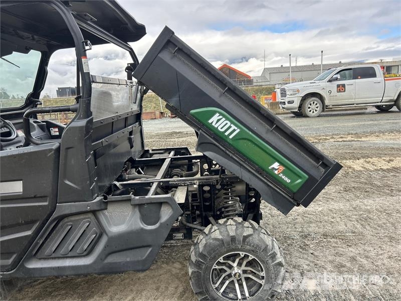 Kioti K9 2400GW 4x4 Utility Vehicle Pomoćne mašine