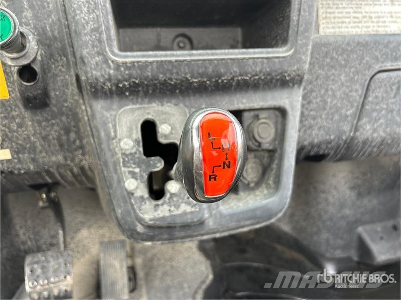 Kioti K9 2400GW 4x4 Utility Vehicle Pomoćne mašine