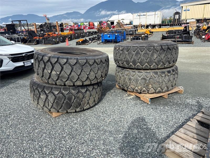  ko WA270-8 20.5 VMT L3 BS 20.5R25 Tires - Fits Bri Gume, točkovi i felne