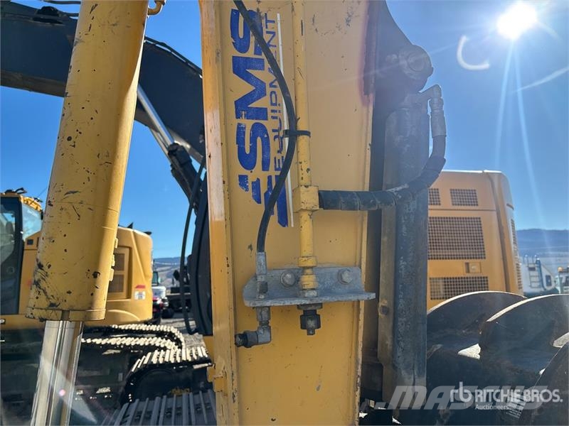 Komatsu 200LC-3 Kāpurķēžu ekskavatori