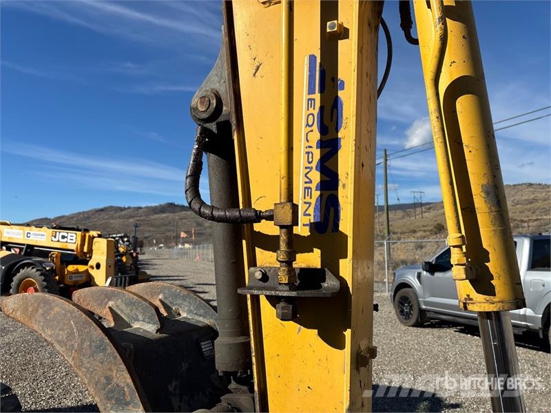 Komatsu 200LC-3 Pásová rýpadla