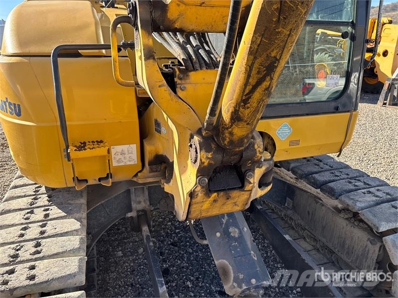 Komatsu 200LC-3 Pásová rýpadla