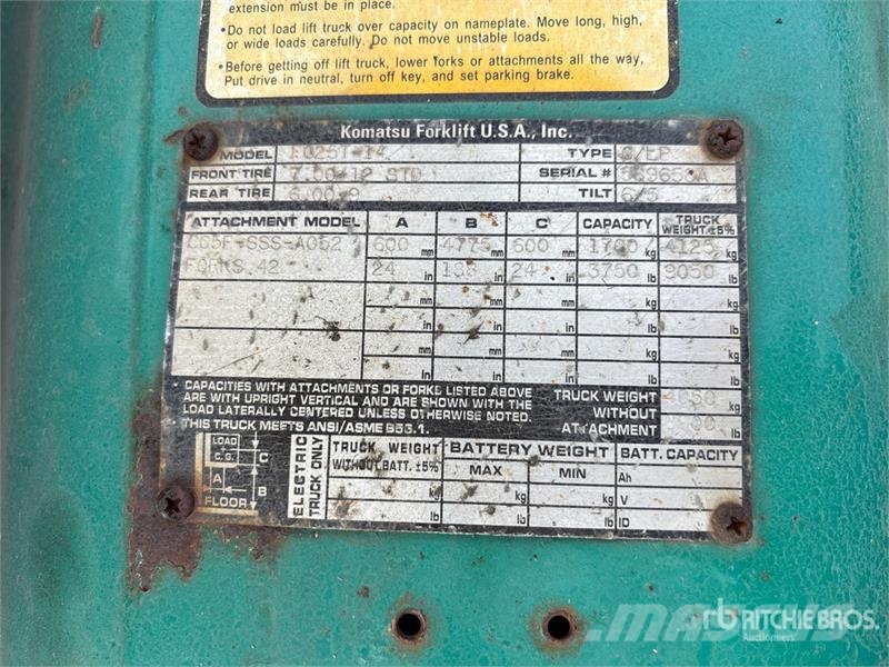 Komatsu E025-14 5000 lb Cushion Tire Forklift Heftrucks overige