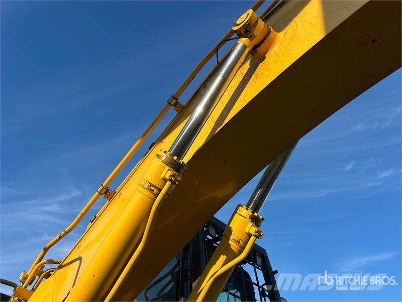 Komatsu PC390-11 Tracked Excavator Kāpurķēžu ekskavatori