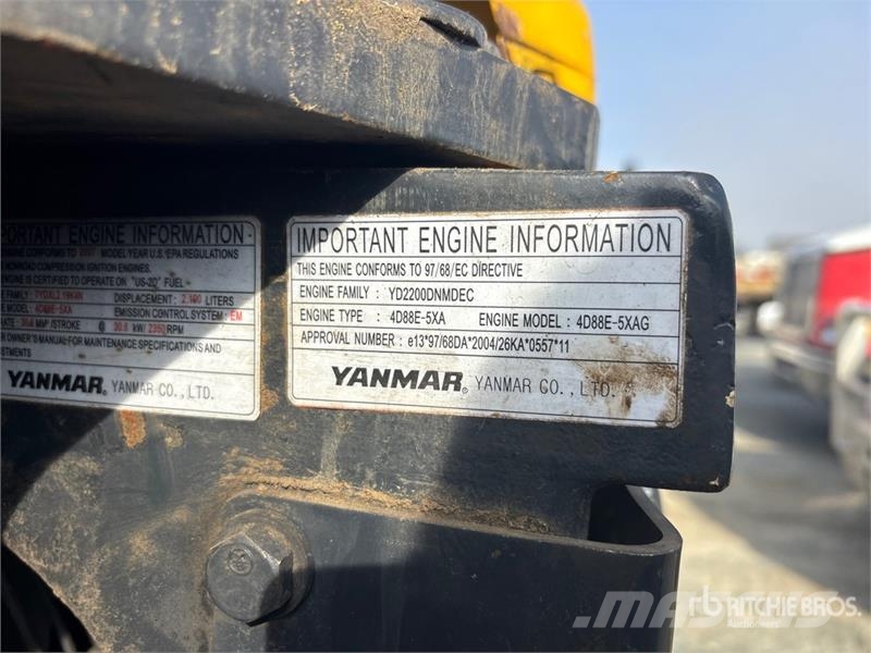 Komatsu PC40MR-2 حفارات صغيرة أقل من 7 طن (حفارات صغيرة)