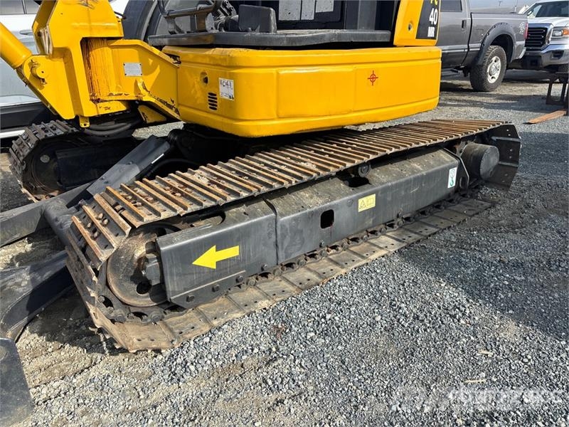 Komatsu PC40MR-2 حفارات صغيرة أقل من 7 طن (حفارات صغيرة)