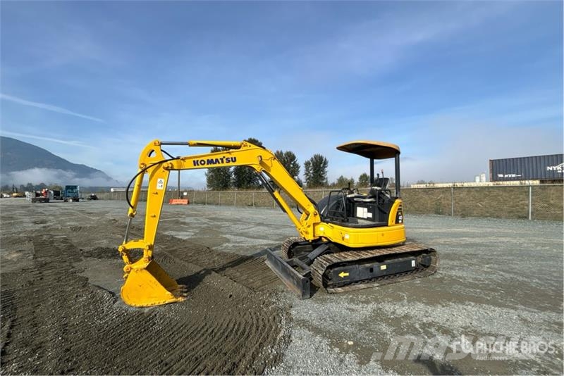 Komatsu PC40MR-2 حفارات صغيرة أقل من 7 طن (حفارات صغيرة)