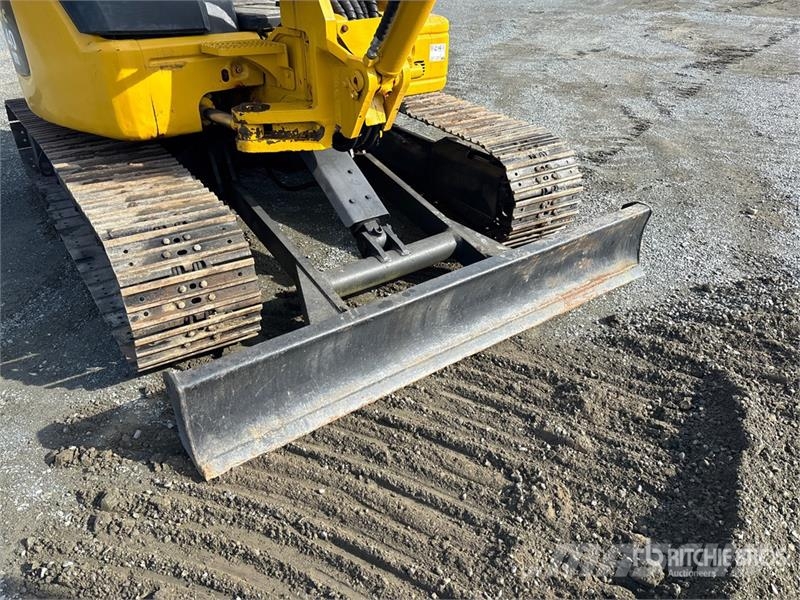 Komatsu PC40MR-2 Tracked Excavator Bagri goseničarji