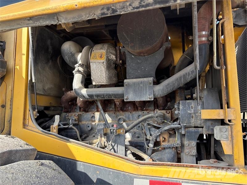 Komatsu WA450-5L Wheel Loader Chargeuse sur pneus