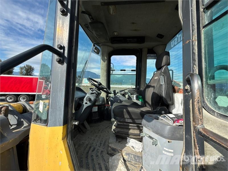 Komatsu WA450-5L Wheel Loader Chargeuse sur pneus