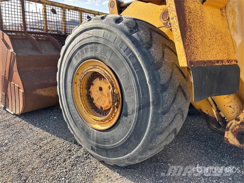 Komatsu WA500-1 Wheel Loader Wielladers