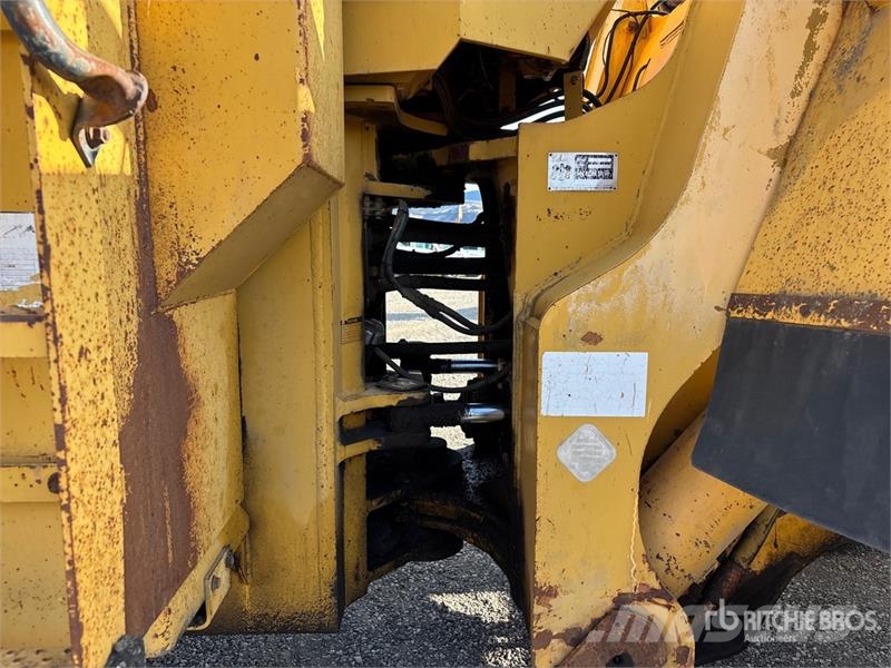 Komatsu WA500-3 Utovarivači na kotačima