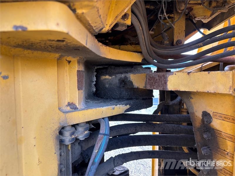 Komatsu WA500-3 Utovarivači na kotačima