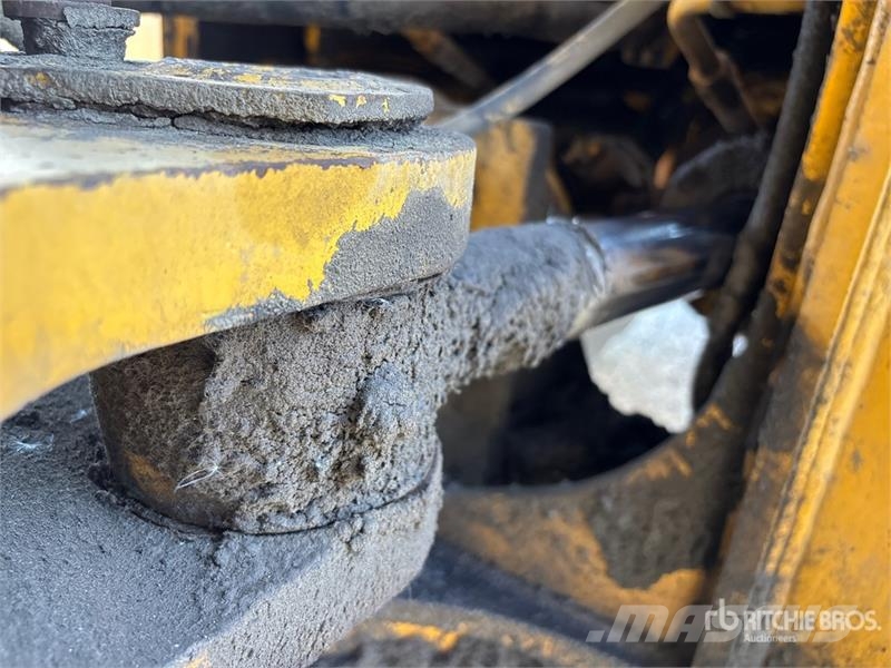 Komatsu WA500-3 Utovarivači na kotačima