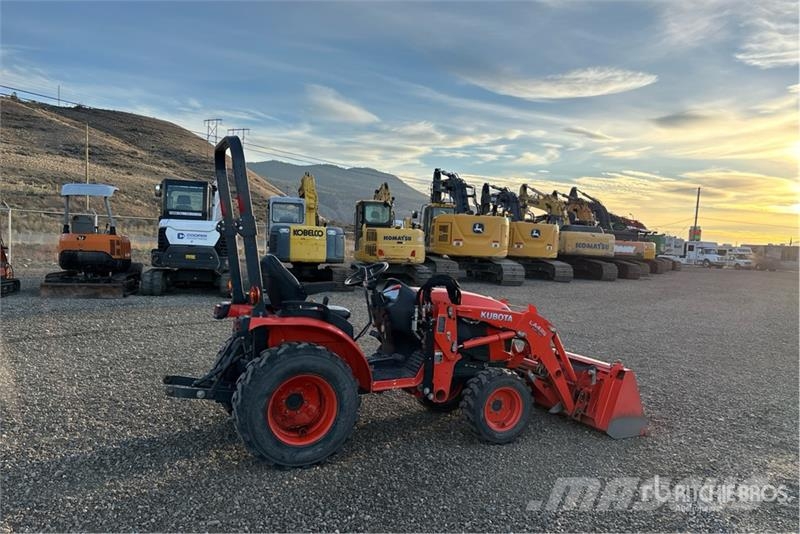 Kubota B2601HSD Compact tractors