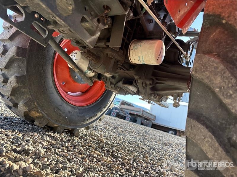 Kubota B2601HSD Compact tractors