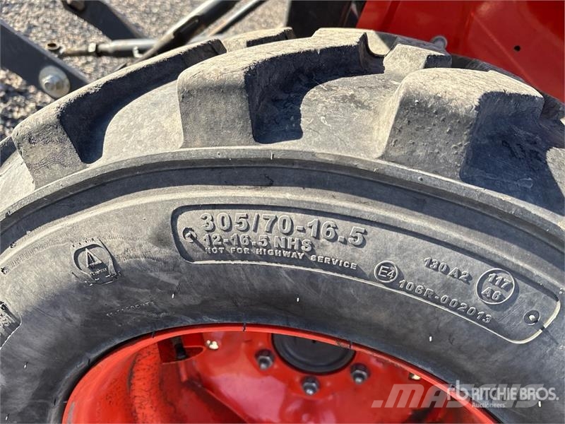 Kubota B2601HSD Compact tractors